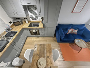 Photo 1- click for photo gallery